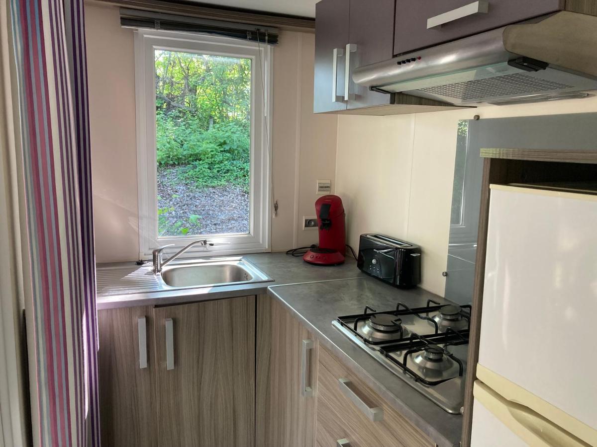 埃姆布能 Camping Les Grillons酒店 外观 照片