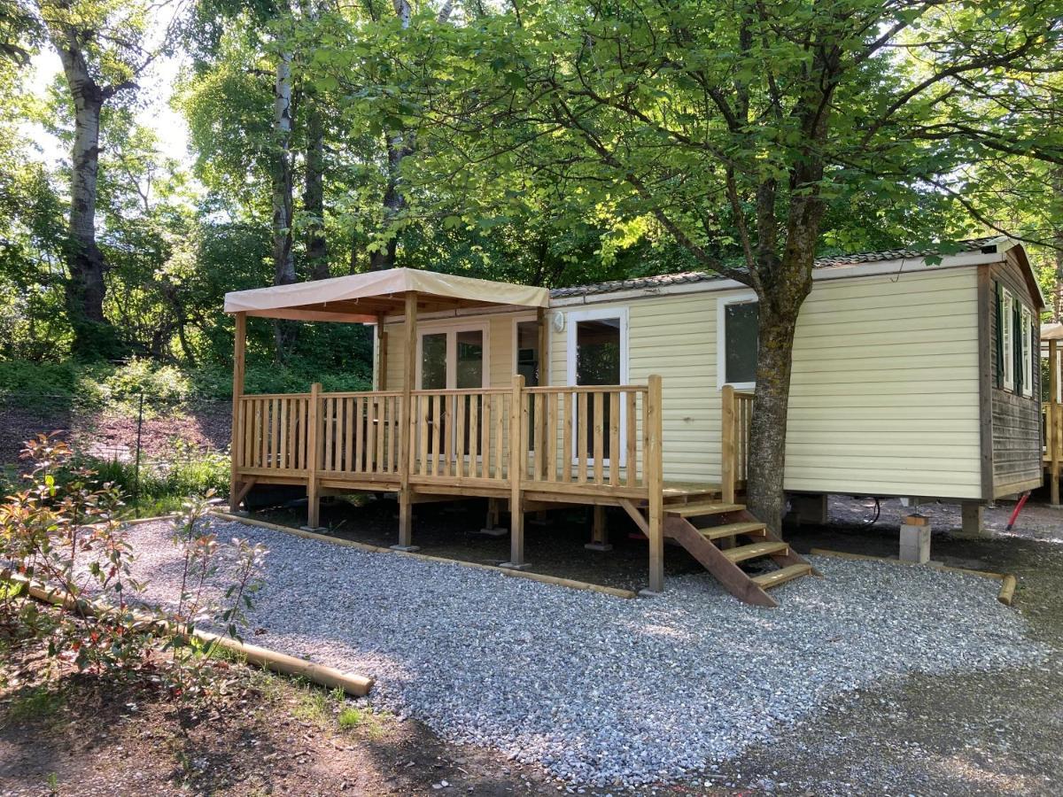 埃姆布能 Camping Les Grillons酒店 外观 照片