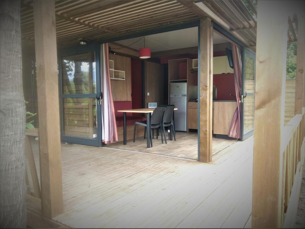 埃姆布能 Camping Les Grillons酒店 外观 照片